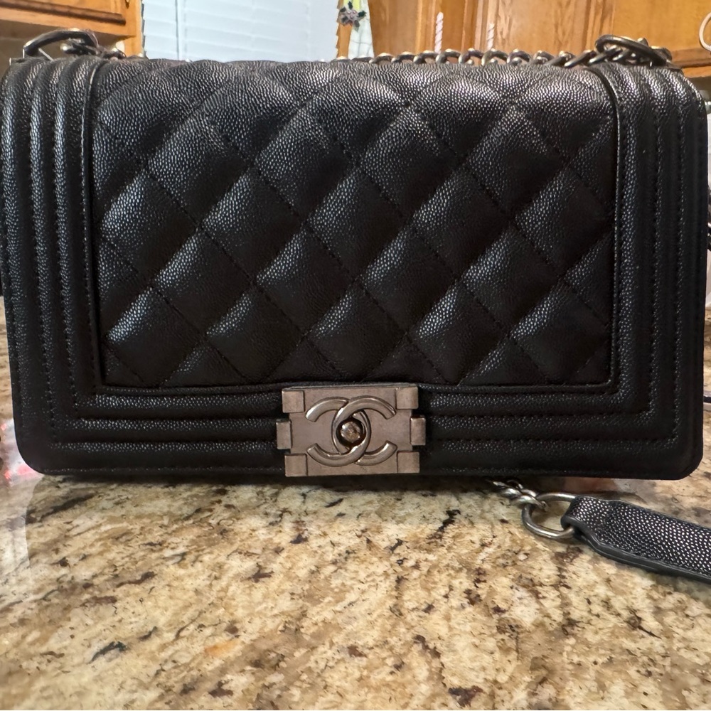 Black Quilted Bag. Chanel inspired